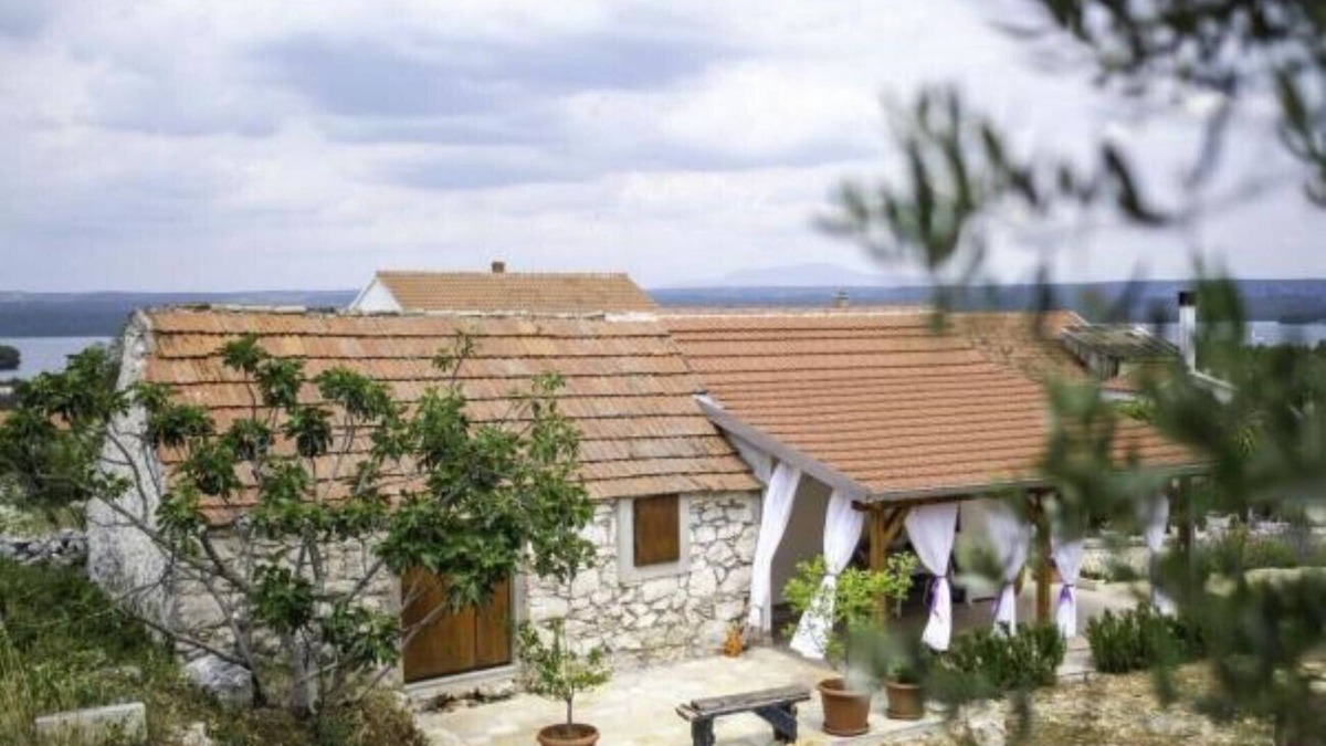 Raslina Apartment | Holiday Home Lavanda