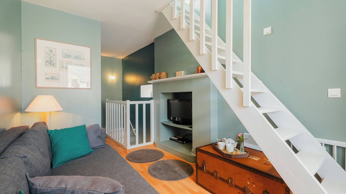 Cancale House | Holiday Home 'Les Mouettes Cancale' with Private Terrace and Wi-Fi