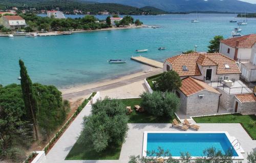 Loviste House | Holiday Home Lovište