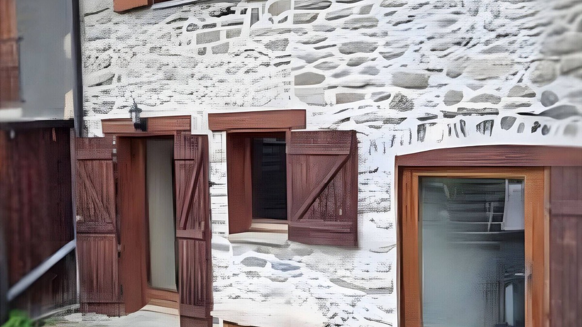 Saint-Avre House | Holiday Home 'Maison De Charme À Saint-Avre' with Mountain View, Private Terrace and Wi-Fi