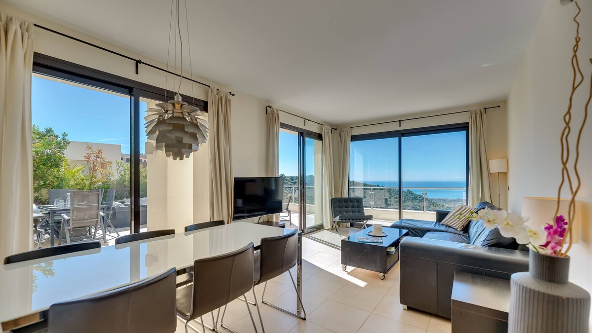 Marbella House | Holiday Home "Marbella Luxury Penthouse" with 3 Pools, Garden & Wi-Fi