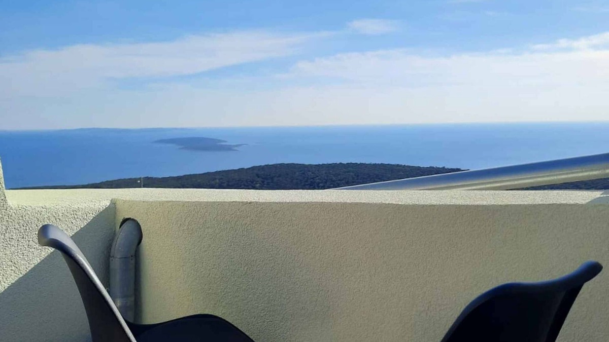 Cres House | Holiday home mit Klimaanlage und Meerblick