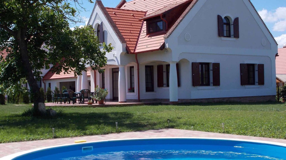 Nagyvazsony House | Holiday home mit Pool und Klimaanlage