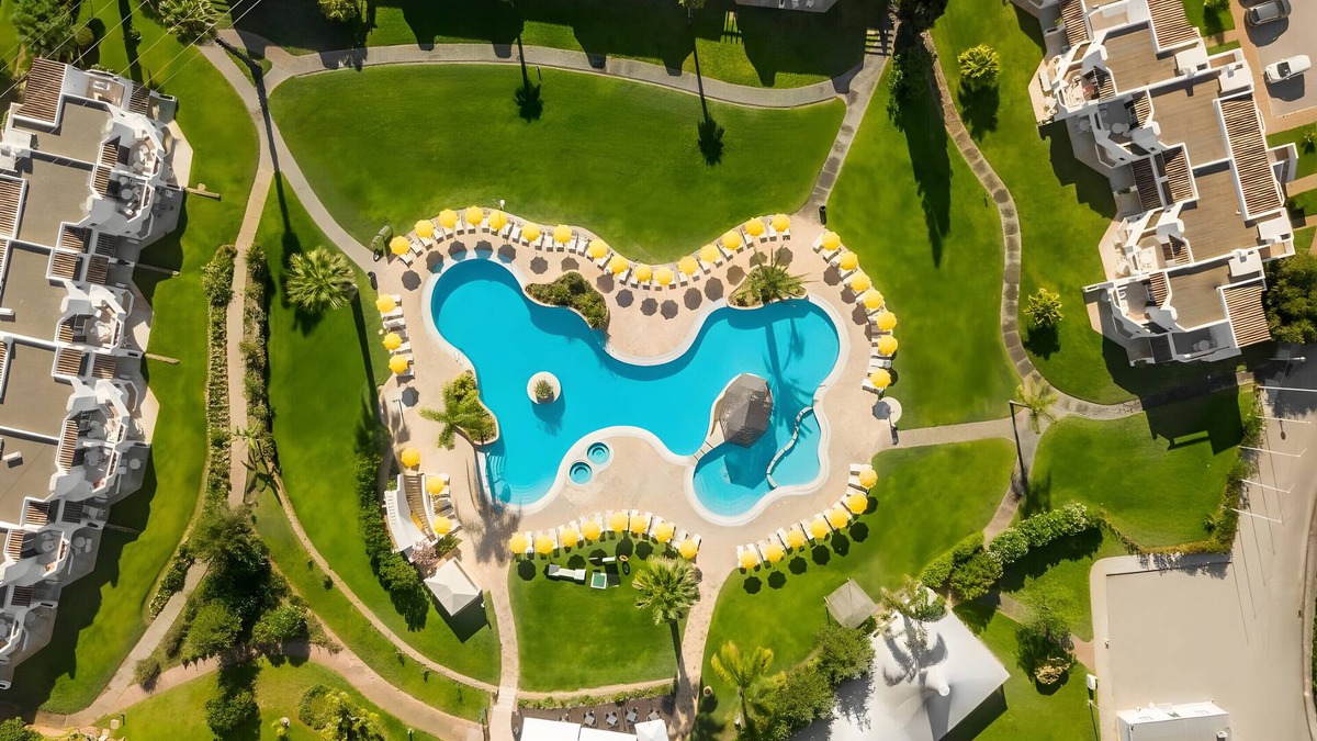 Alpouvar House | Holiday Home 'N's' with Shared Pool, Shared Garden and Wi-Fi