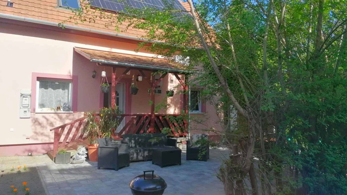Balatonlelle House | Holiday home near the centre with air conditioning