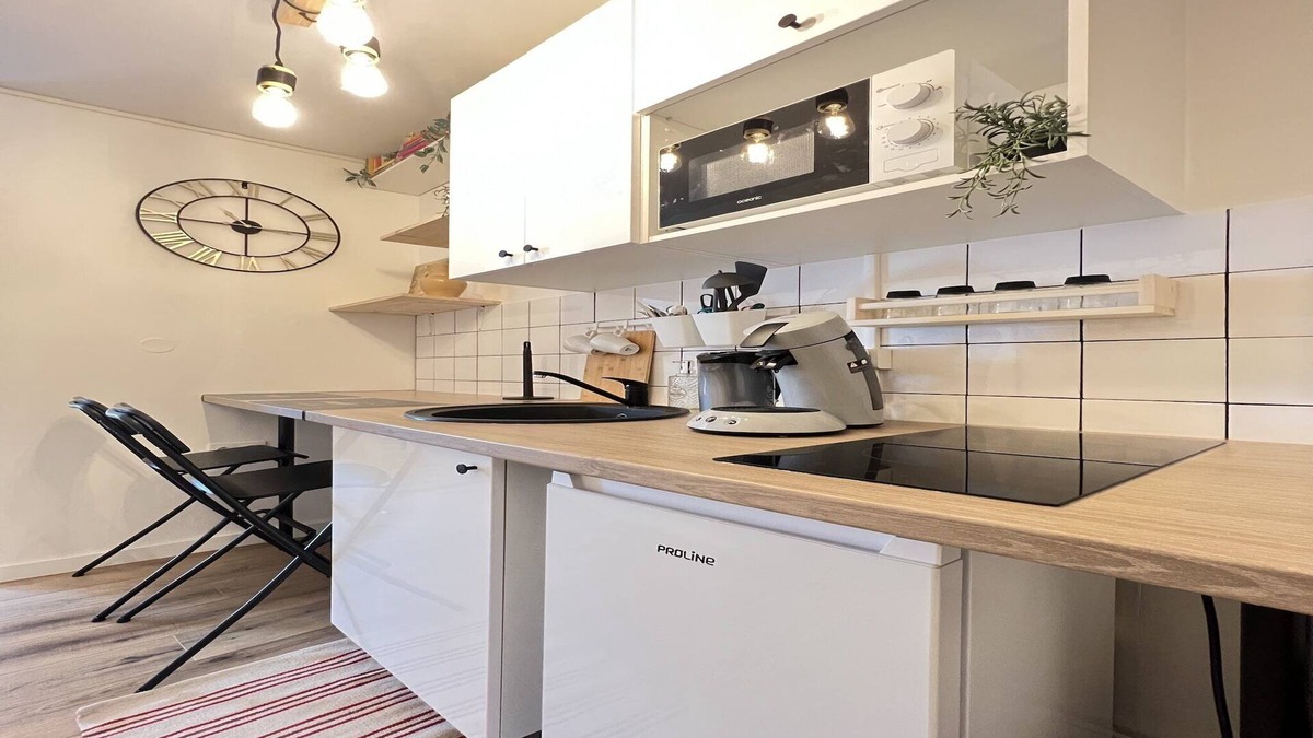 Bourrassol House | Holiday home near near Tram in Toulouse