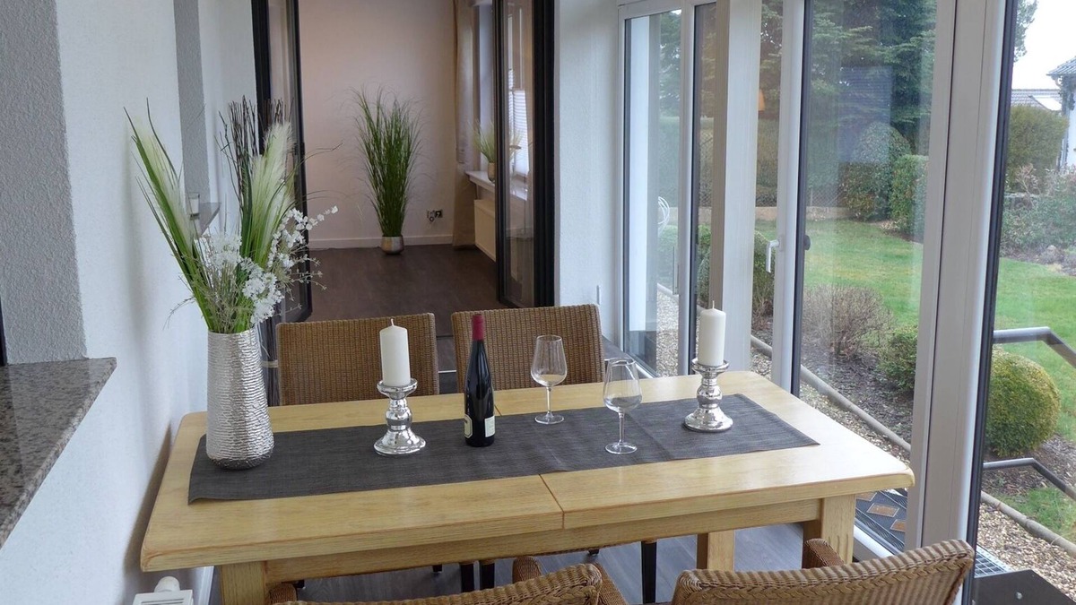 Nideggen House | Holiday home oasis on the rock tour