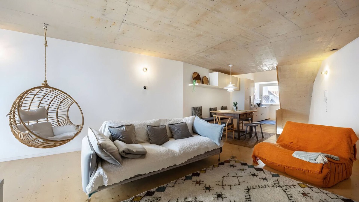 Baiona House | Holiday Home 'Olinda House' with Private Terrace and Air Conditioning