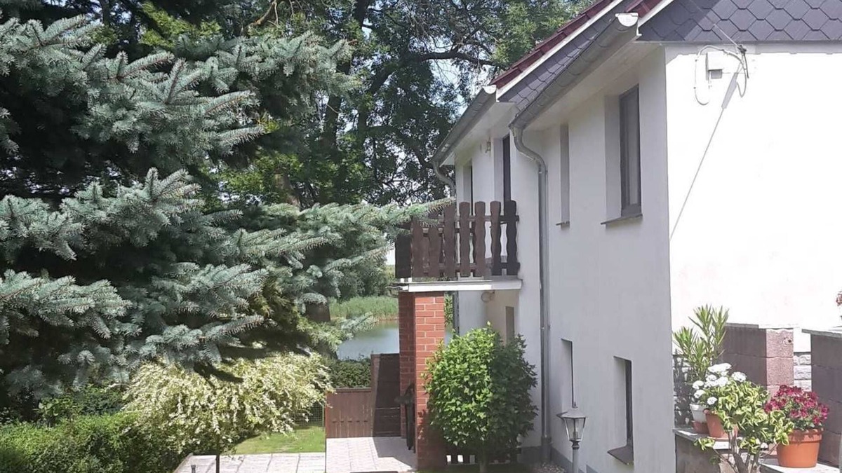 Guelzow Apartment | Holiday home on Lake Prüzen