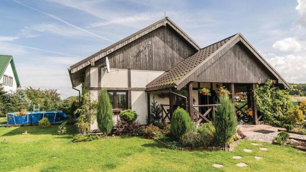 gmina Bedzino House | Holiday Home Podamirowo near Lake Jamno