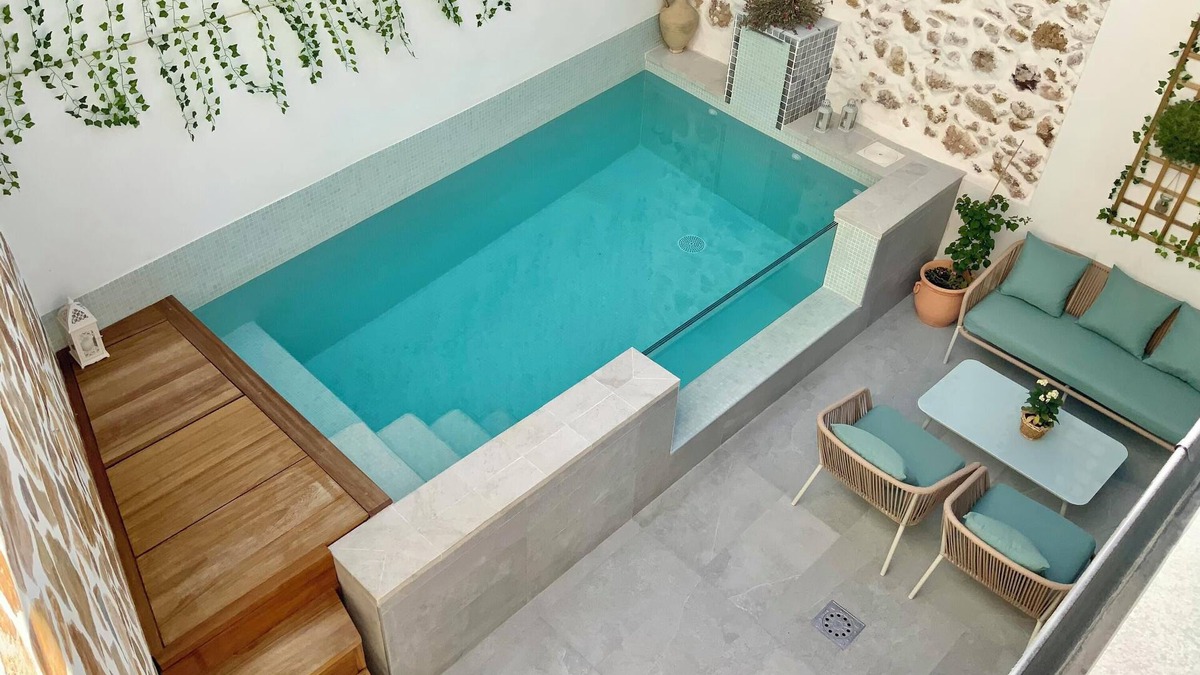 El Gastor House | Holiday Home "Recuerdos del Sur" with Pool, Terrace, Balcony, BBQ, A/C & Wi-Fi