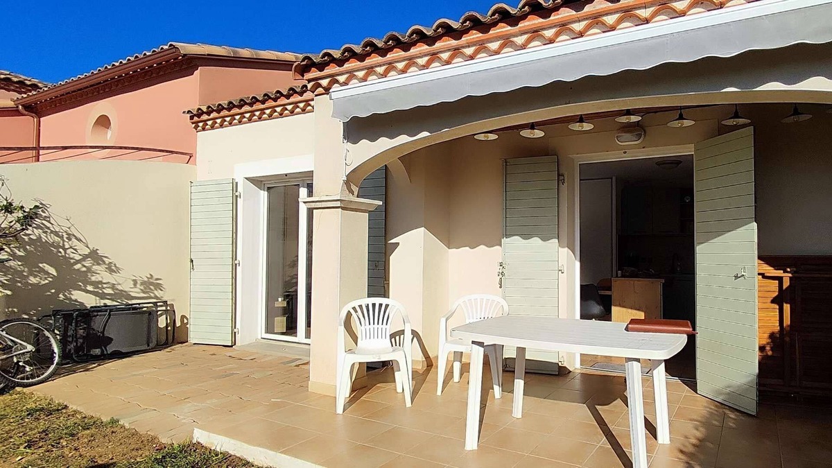 Homps Apartment | Holiday home rental in HOMPS in a secure residence