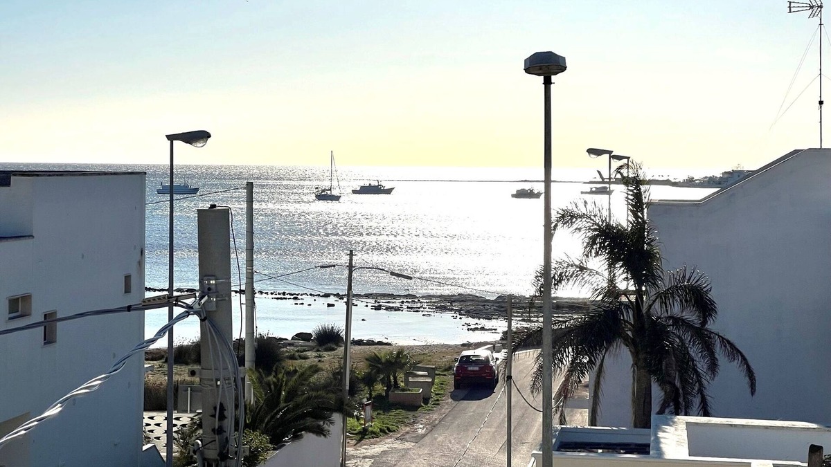 Province of Lecce House | Holiday Home 'Rifugio Del Pescatore' with Sea View