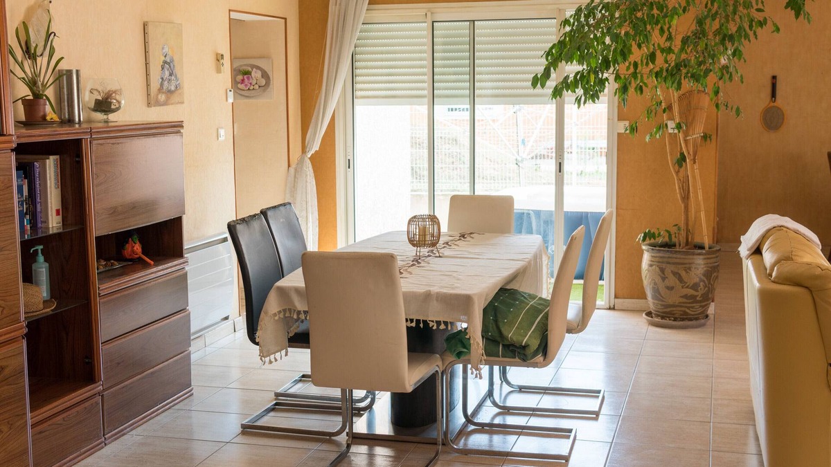 Bedarieux (ornac) House | Holiday Home 'River Side' with Mountain View, Private Terrace and Wi-Fi