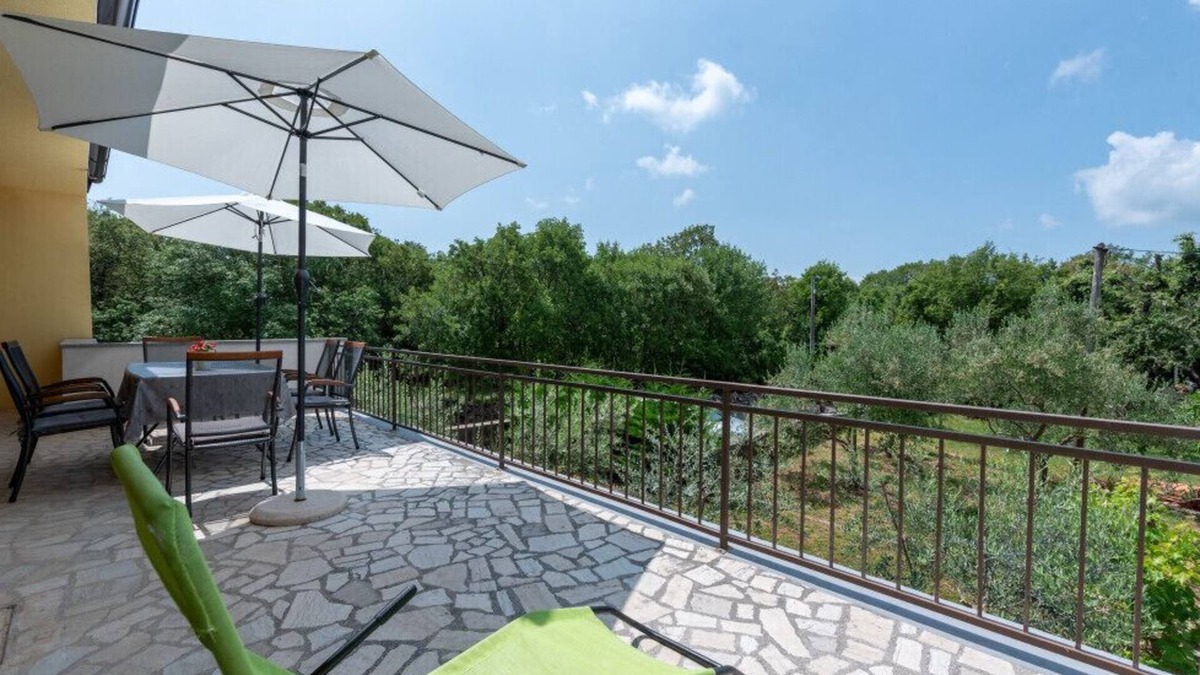 Kras Villa | Holiday home Rožica by Villas Guide