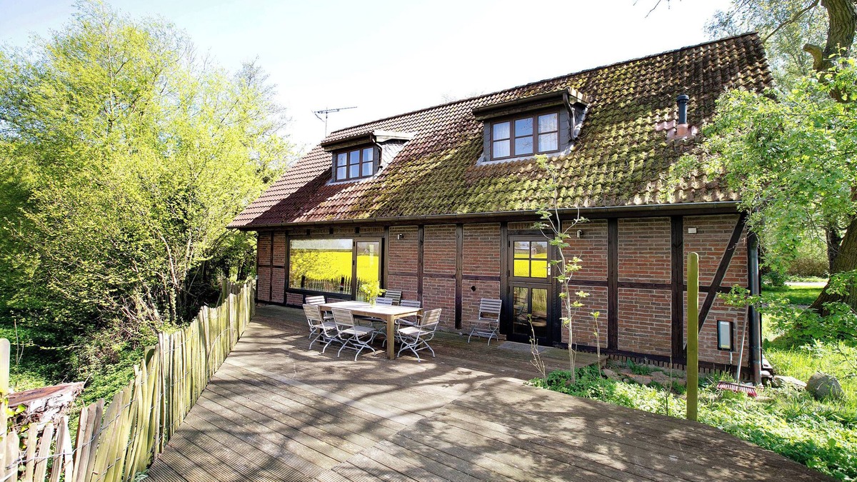Gelting House | Holiday home "Rosen" with terrace and garden in an idyllic location - relax and unwind!