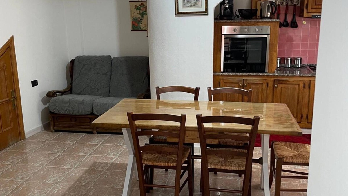 Jerzu House | Holiday Home 'Sa Omu De Sa Palgia' with Sea View, Balcony and Air Conditioning