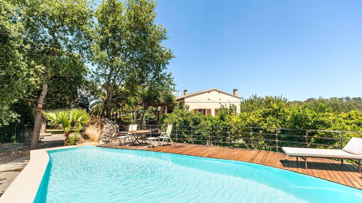 Sencelles Villa | Holiday Home "Sa Teulera de Sencelles" with Pool & Wi-Fi