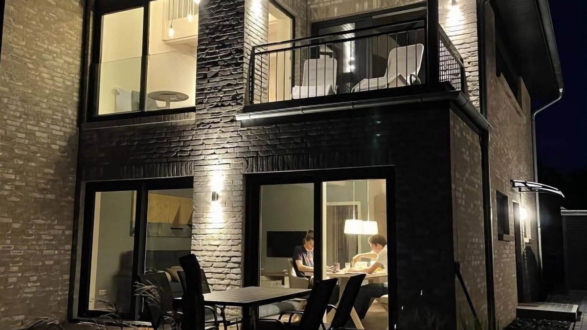 Ellenberg Apartment | Holiday home Sailorskoje