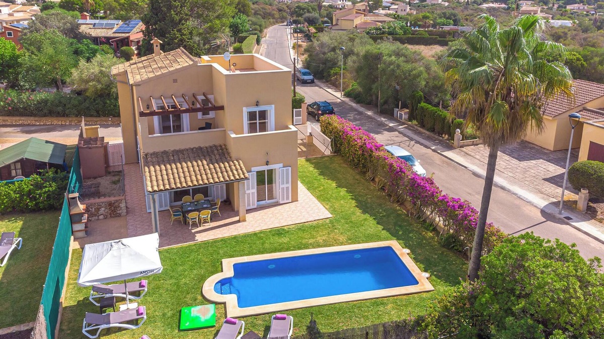 Cala Murada House | Holiday Home "Son Ganxo I" with Pool, Terrace & Wi-Fi