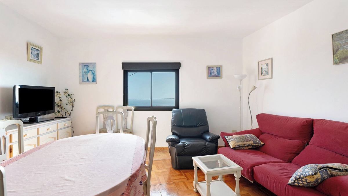 Valverde House | Holiday Home 'Timijiraque' with Sea View