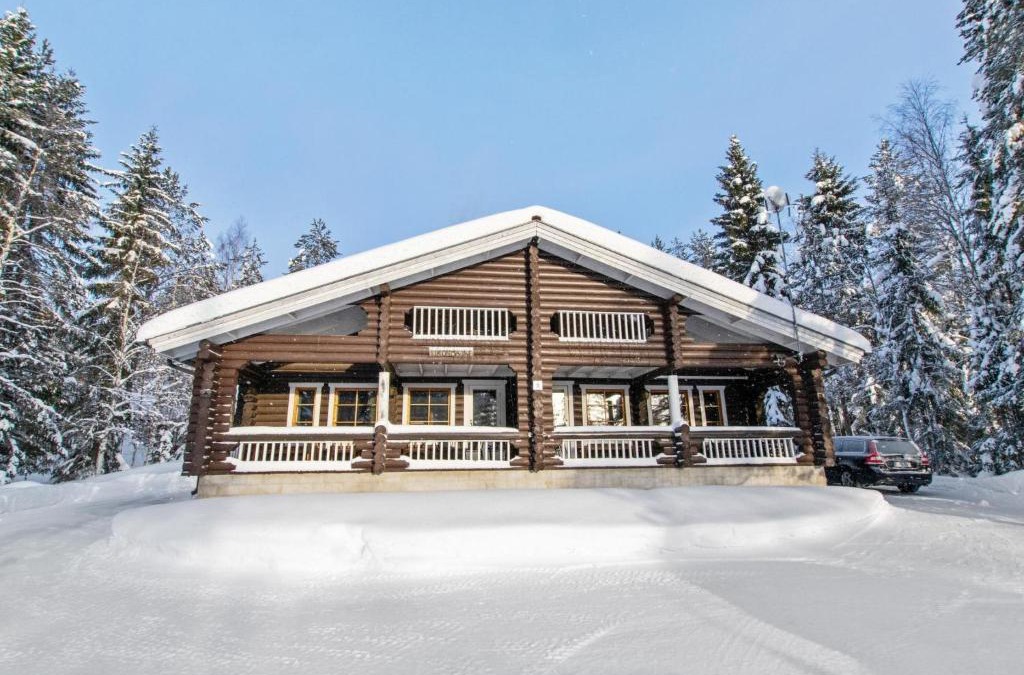 Kehys-Kainuu House | Holiday Home Ukonmaja a paritalo by Interhome