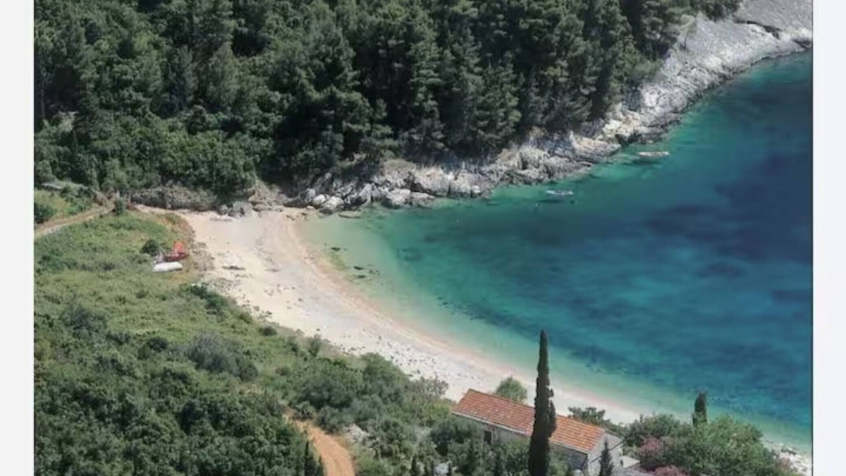 Pupnat House | Holiday home Viki - One Bedroom House