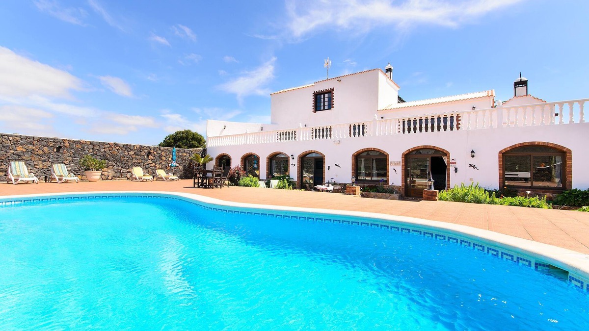 Tias Villa | Holiday Home "Villa Clara 1" with Large Pool, Stunning View, Terrace, Garden & Wi-Fi
