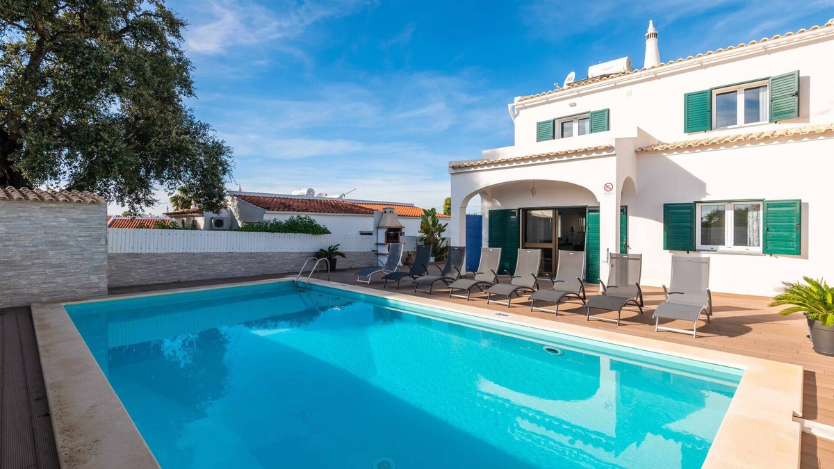 Vale de Parra House | Holiday Home 'Villa Sol' with Private Pool, Wi-Fi and Air Conditioning