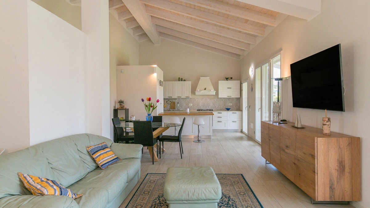 Cecina House | Holiday Home 'Villetta Matilde' with Private Terrace, Private Garden and Air Conditioning