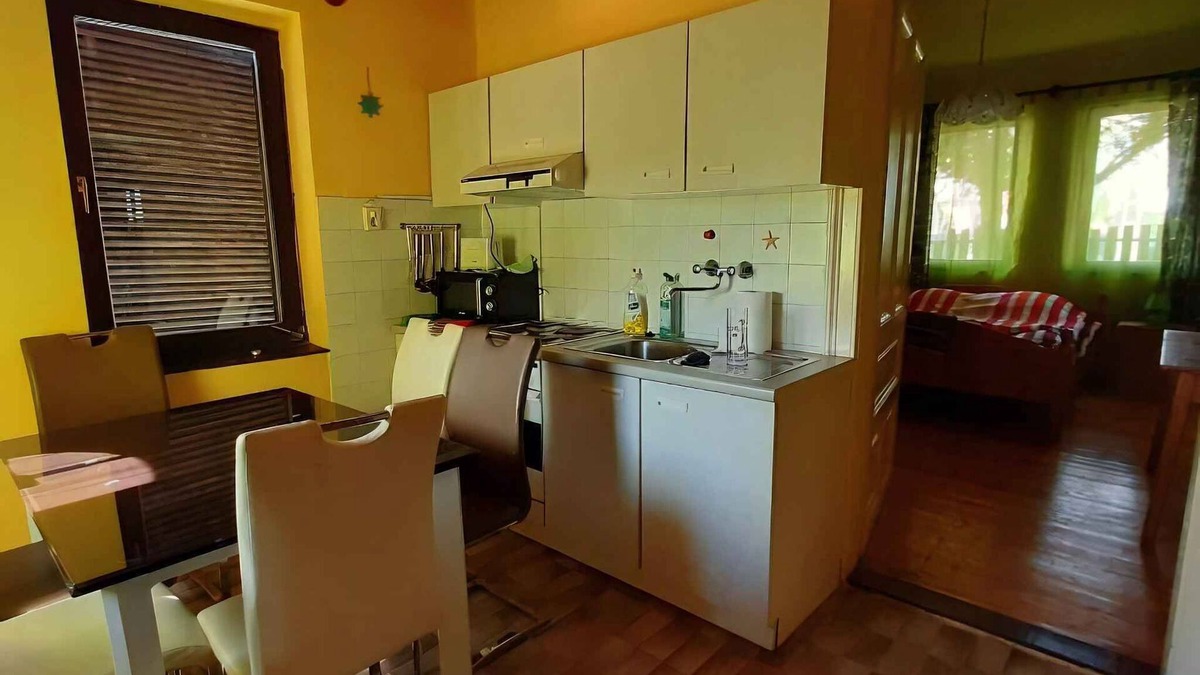 Balatonbereny House | Holiday home with internet and parking