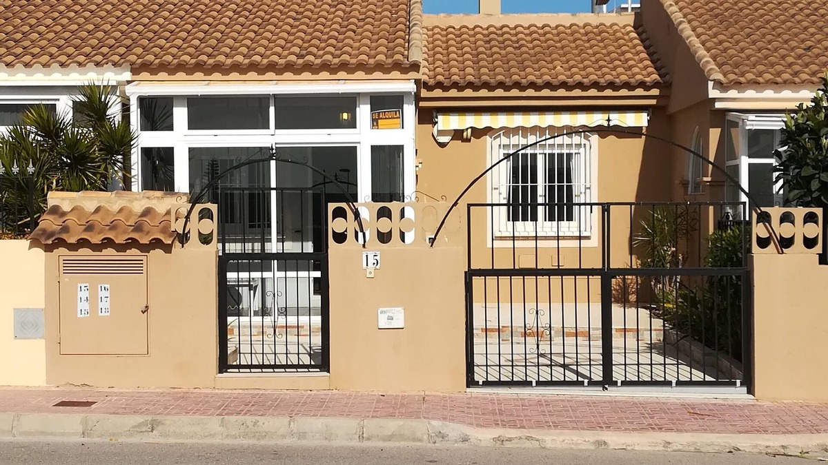 Los Altos House | Holiday home with large roof terrace and swimming pool for rent in Torrevieja