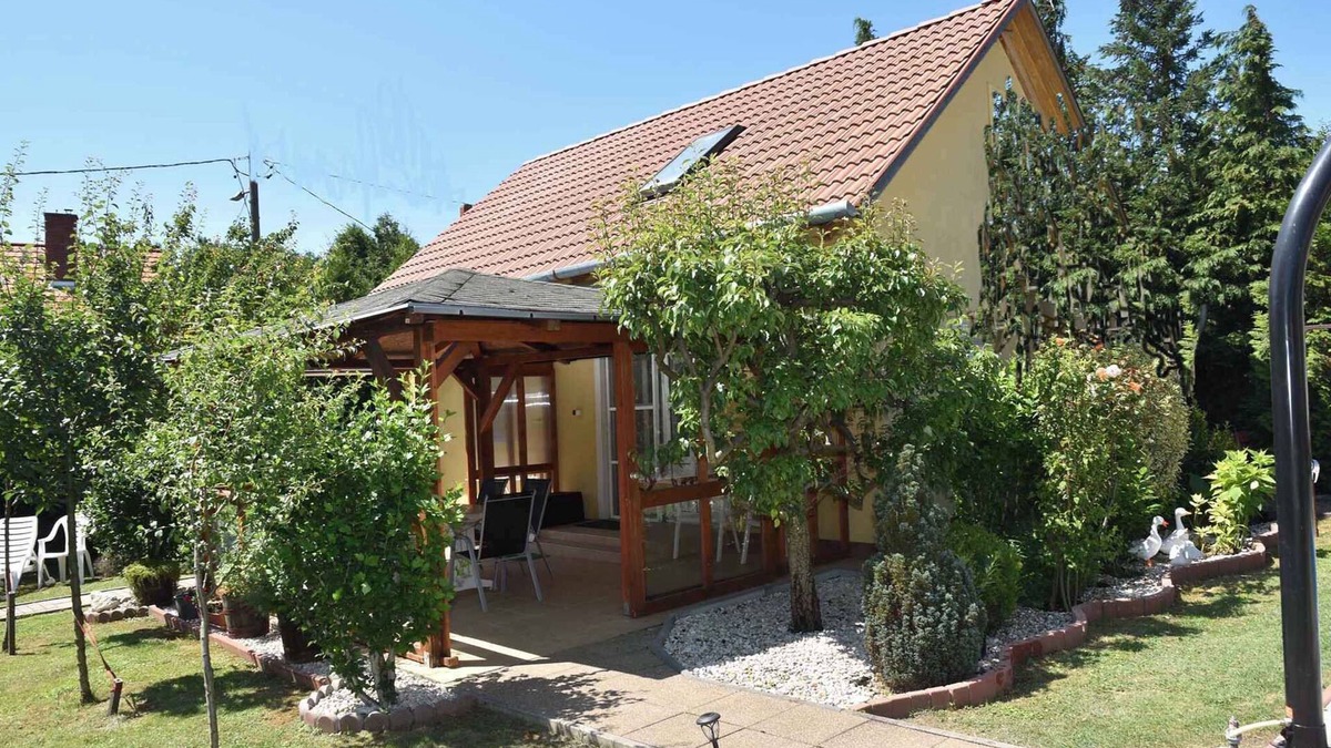 Gyenesdias House | Holiday home with pool, air conditioning and Internet
