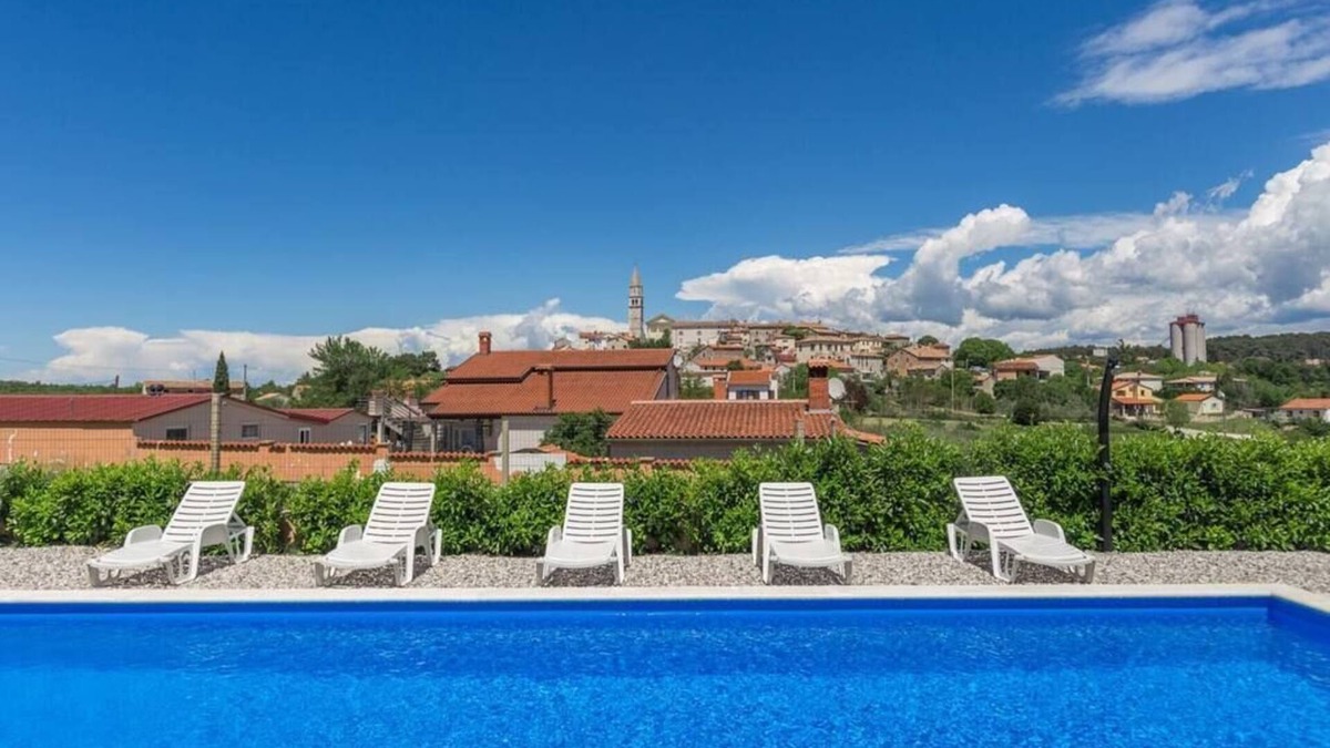 Strpacici House | Holiday Home with pool in Višnjan