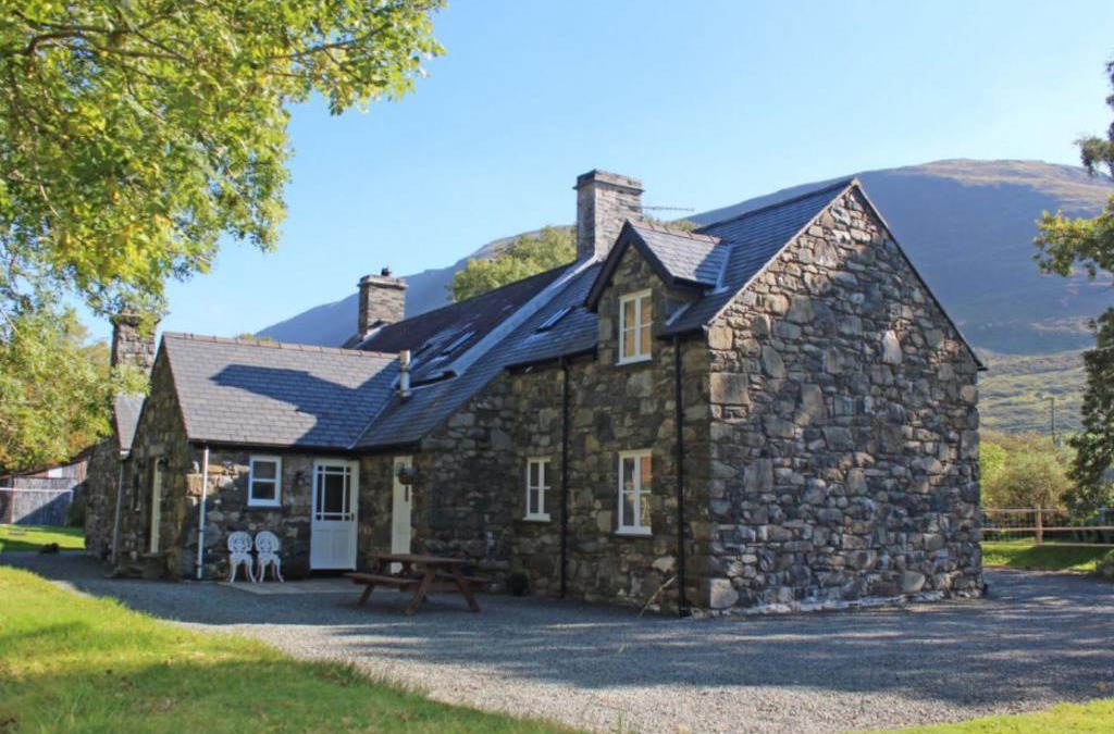 Tywyn House | Holiday Home Y Granar by Interhome
