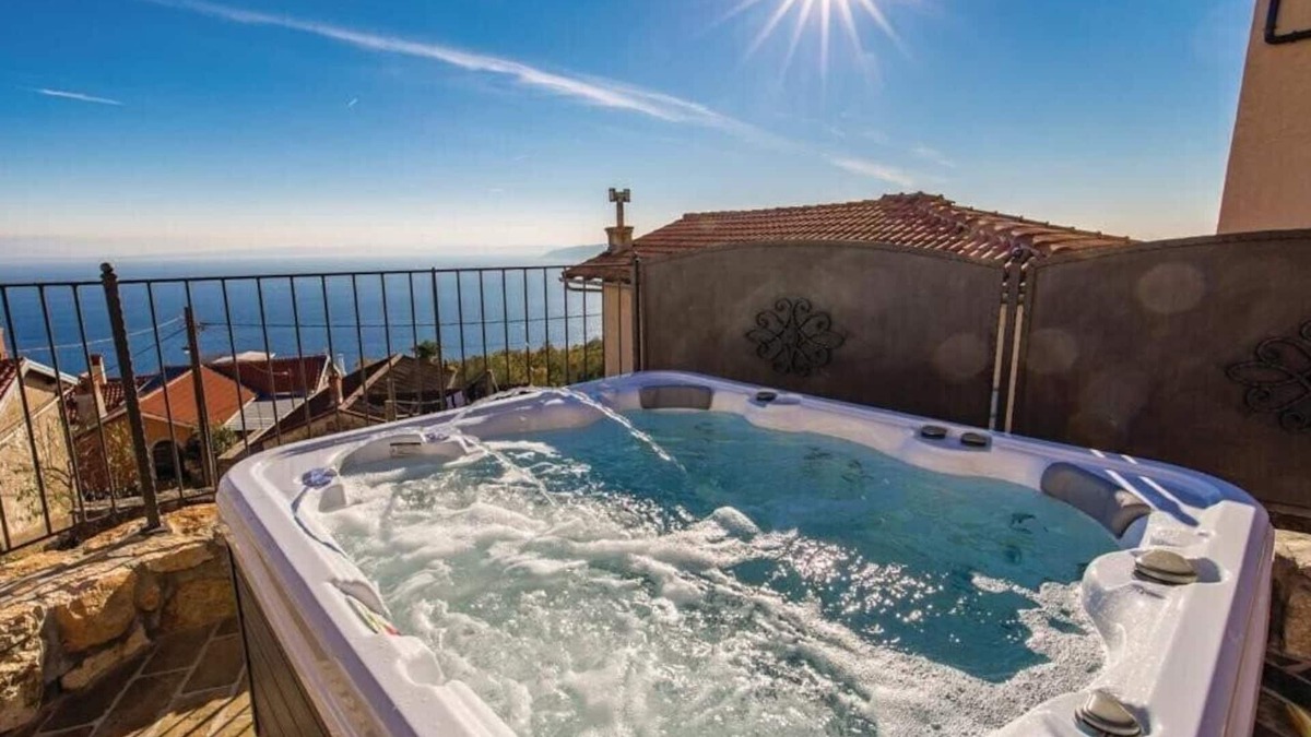 Obrs Villa | Holiday home Zora with whirpool by Villas Guide