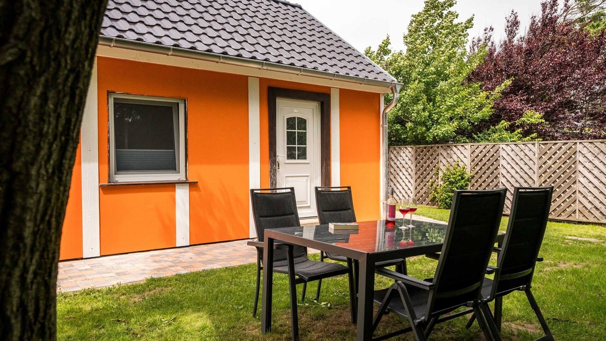 Dierhagen Ost Apartment | Holiday house 3 - Hotel Haus Windhook (directly at the Baltic Sea)