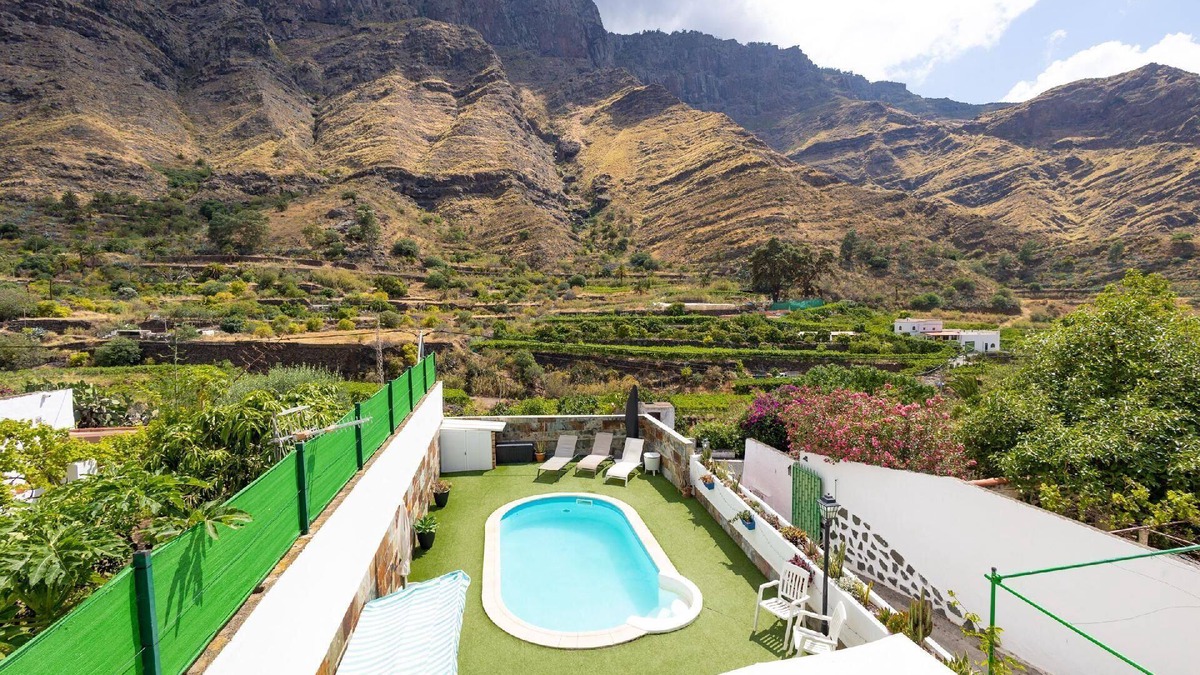 Agaete House | Holiday house Agaete for 1 - 5 persons with 3 bedrooms - Holiday home