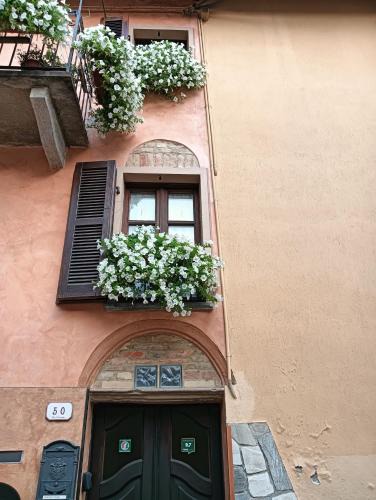 La Morra House | Holiday House Antica Dimora Soggiorni in langa centro storico La Morra