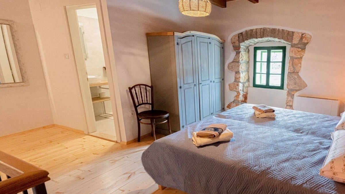 Cres House | Holiday House Antica for 6 persons green surroundings