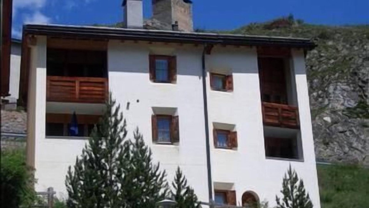 Ardez House | Holiday house Ardez for 1 - 2 persons with 1 bedroom - Holiday home