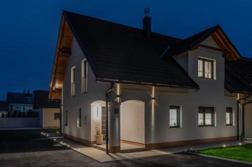 Delnice Villa | Holiday House ARNI