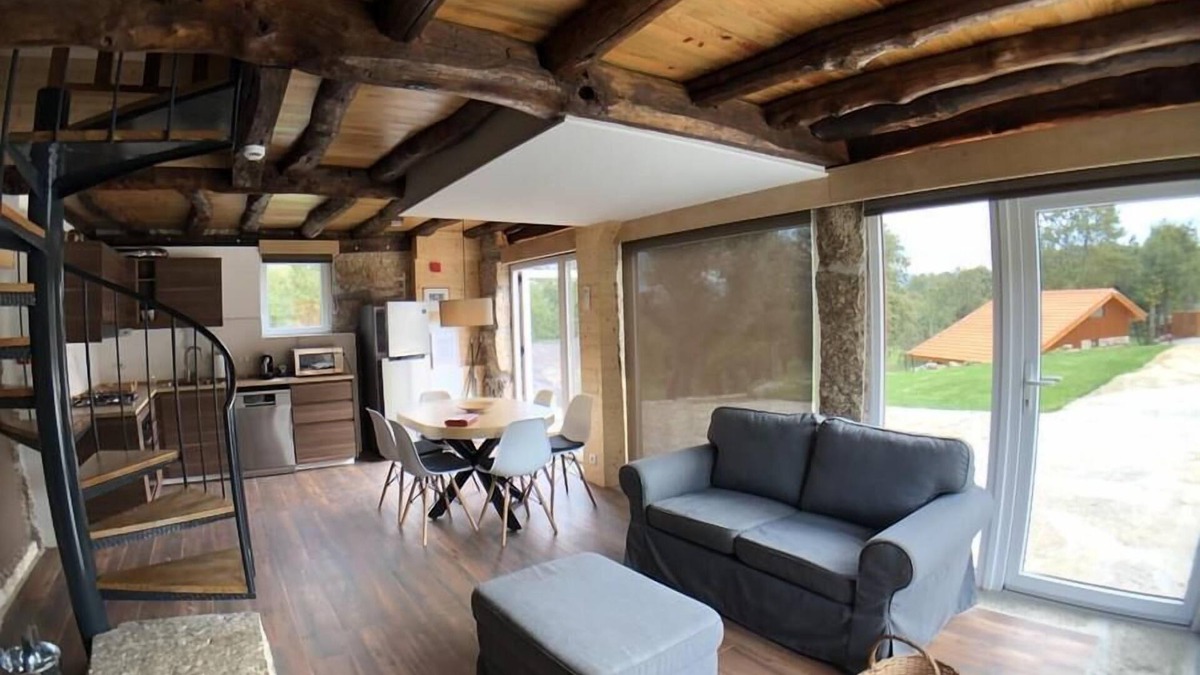 Casteloes House | Holiday house Bustelo for 1 - 4 persons with 2 bedrooms - Holiday home