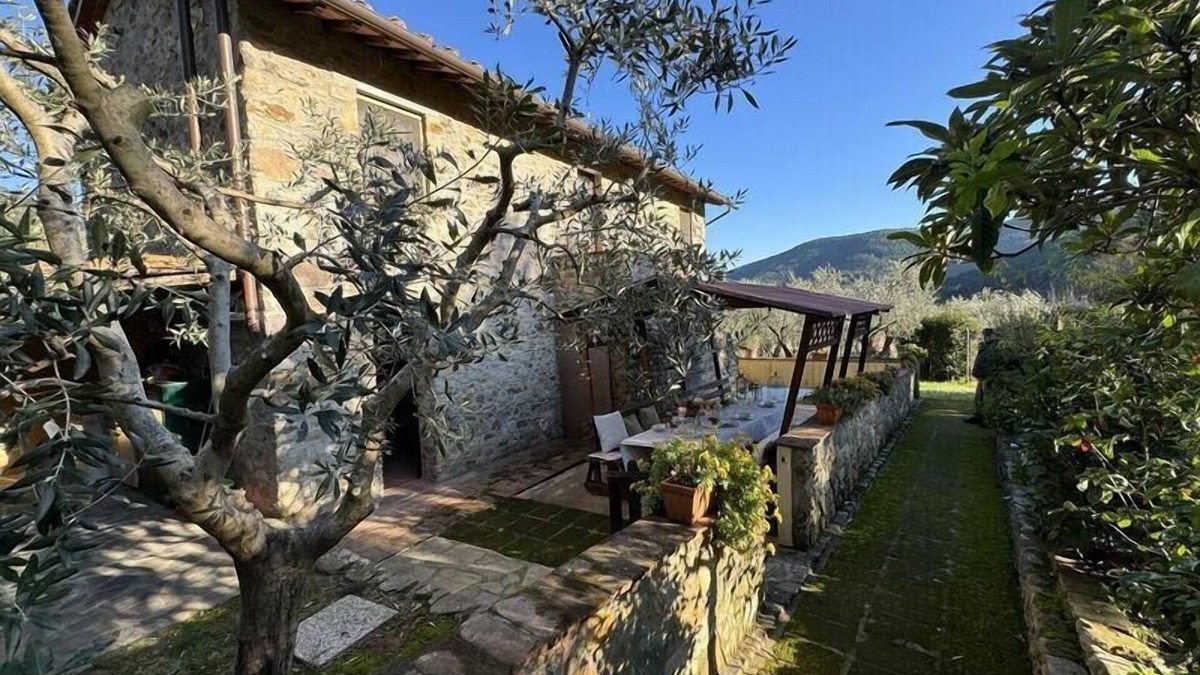 Buti House | Holiday house Buti for 1 - 8 persons with 4 bedrooms - Holiday home