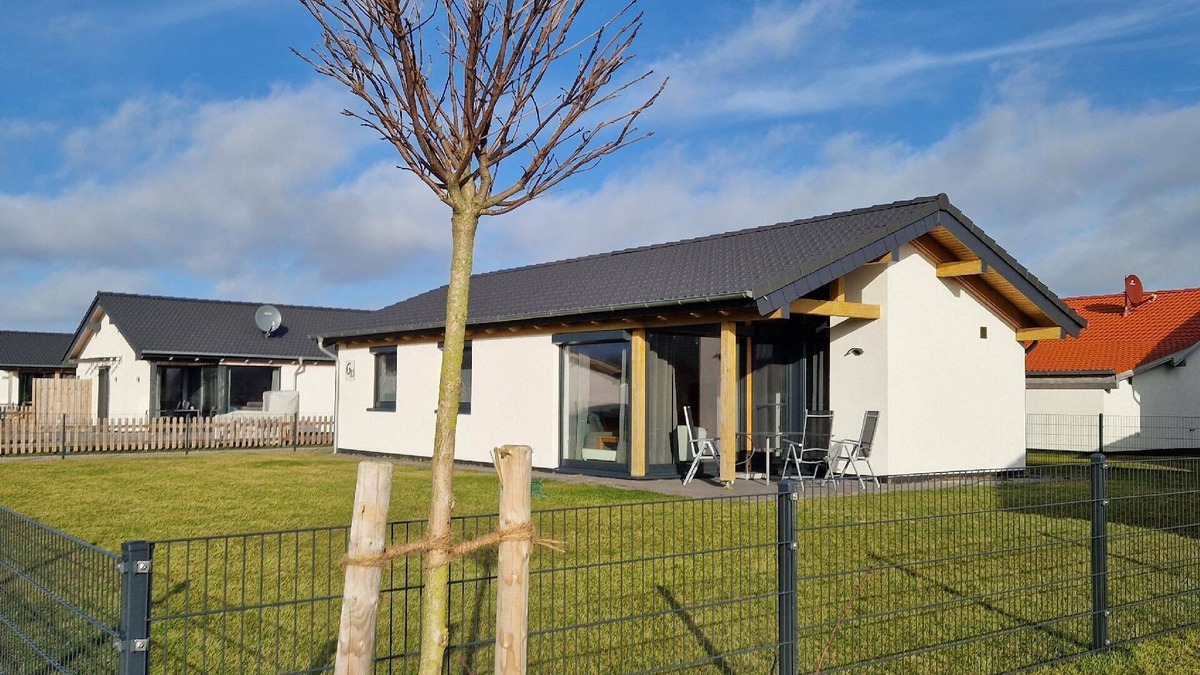 Butjadingen House | Holiday house Butjadingen for 1 - 6 persons with 3 bedrooms - Holiday home