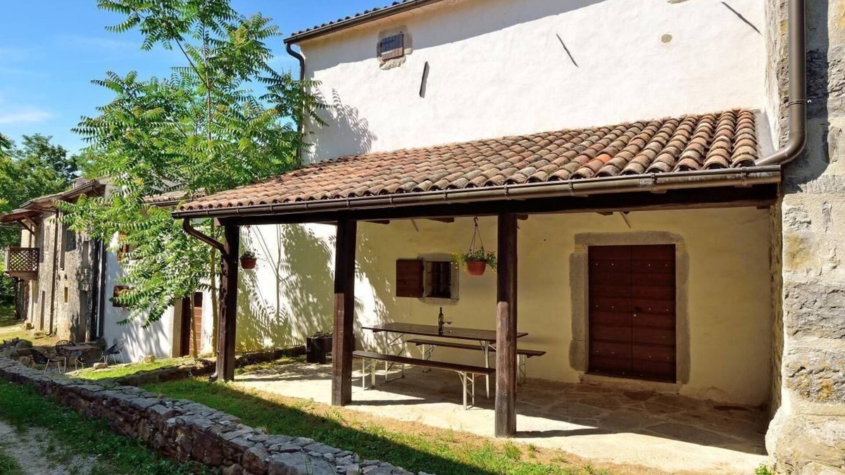 Kotli House | Holiday house Buzet for 1 - 4 persons with 2 bedrooms - Holiday home