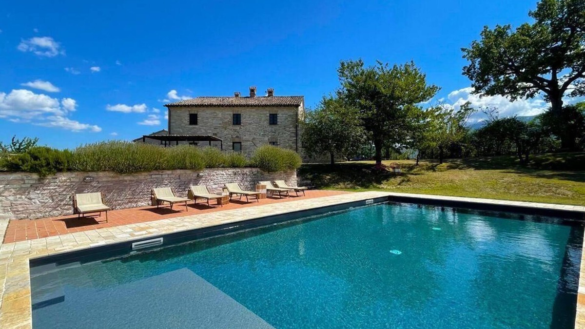 Cagli House | Holiday house Cagli for 1 - 12 persons with 6 bedrooms - Holiday home