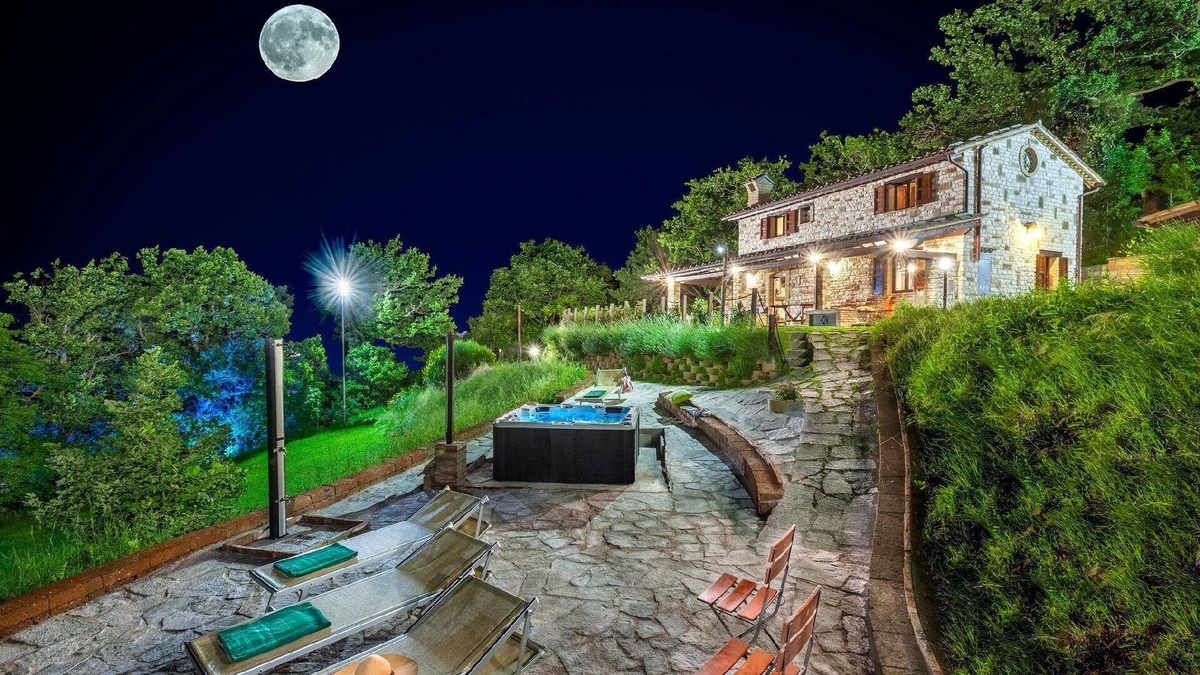 Cagli House | Holiday house Cagli for 1 - 8 persons with 3 bedrooms - Holiday home