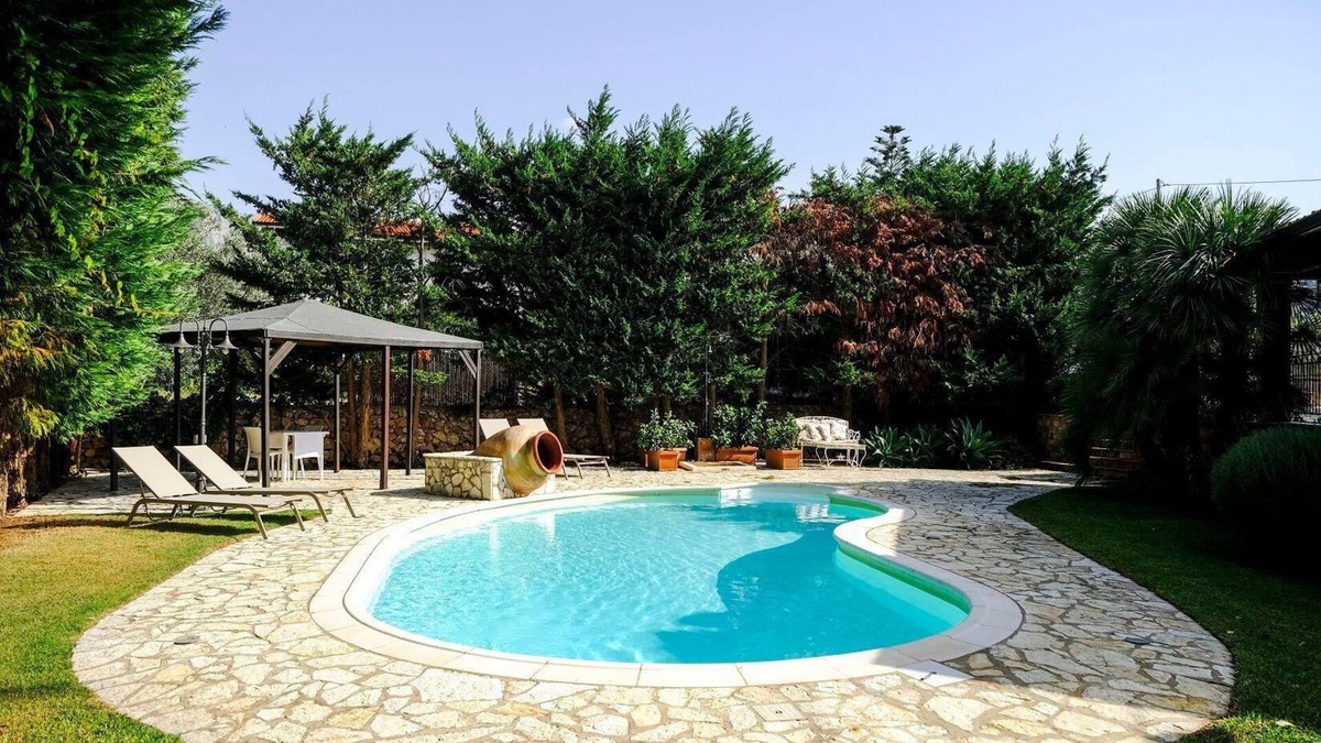Cinisi House | Holiday house Cinisi for 1 - 7 persons with 3 bedrooms - Holiday house