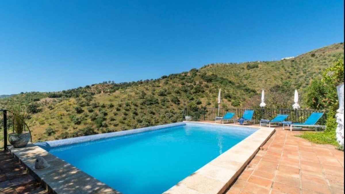 Colmenar House | Holiday house Colmenar for 1 - 6 persons with 3 bedrooms - Holiday house